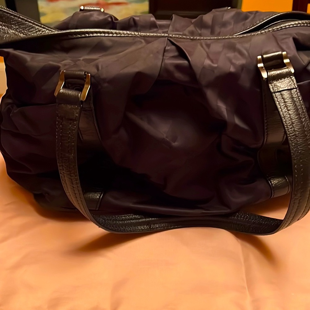 Large Burberry bag  Excellent condition!!